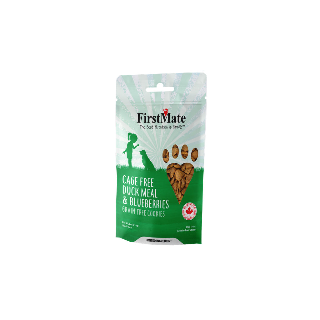 FirstMate Duck & Blueberry Dog Treats - Grain-Free, Cage-Free Duck Meal - 8 oz / 226g / 10lb Bulk Bag