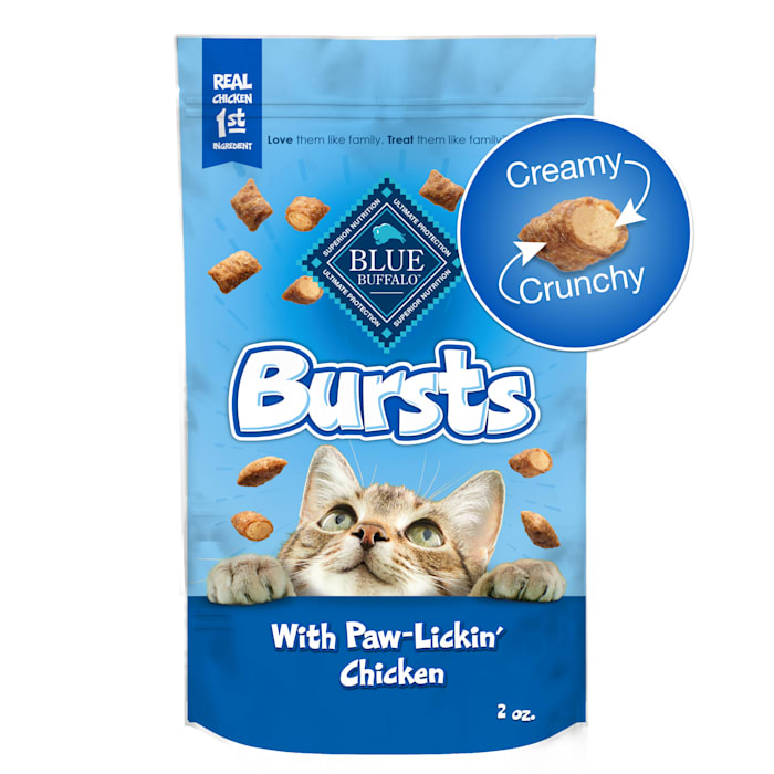 Blue Buffalo Bursts Chicken Flavor Crunchy & Creamy Cat Treats, 2 oz