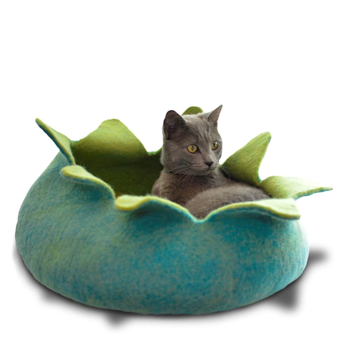 Dharma Dog Karma Cat Aqua Petal Wool Pet Basket, 14" L X ...
