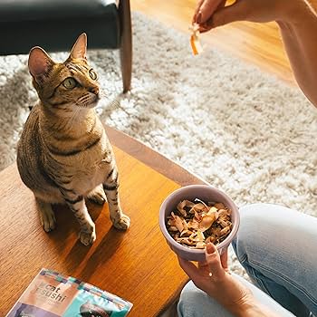Presidio Cat Sushi Thick Cut Bonito Flakes - Natural Tuna Cat Treats 0.7 oz