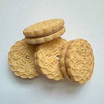 Exclusively Pet Peanut Butter Creams Dog Treats - 8 oz Sandwich Cremes