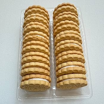 Exclusively Dog Sandwich Cremes Vanilla Flavor Dog Treats, 8 oz