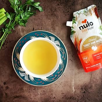 Nulo Freestyle Turkey Bone Broth for Dogs & Cats, 20 oz Pouch