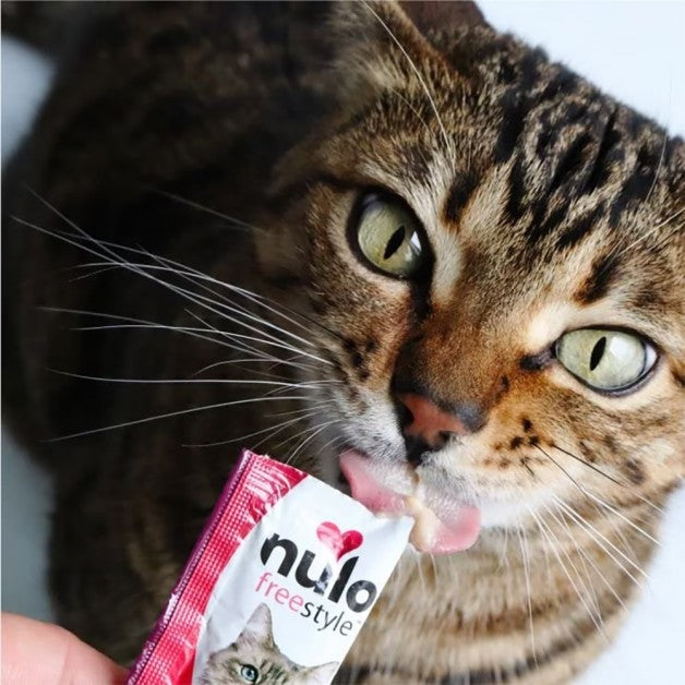 Nulo Freestyle Perfect Purees Tuna & Scallop Grain-Free Lickable Cat Treats, 0.5 oz Single Pouch
